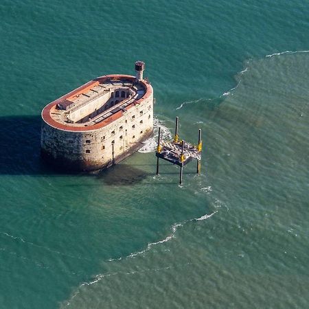 Nuit Insolite Sur Un Voilier Au Coeur De La Rochelle La Rochelle  Eksteriør bilde