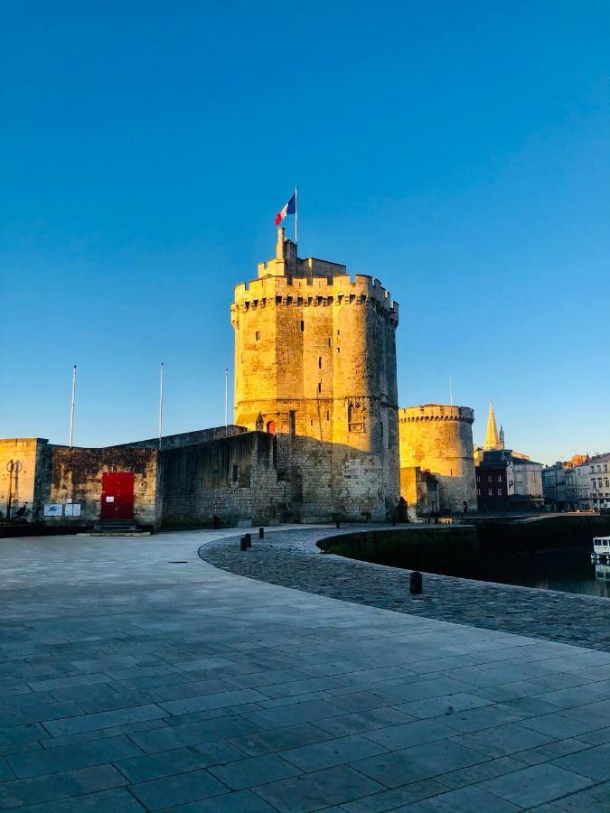 Nuit Insolite Sur Un Voilier Au Coeur De La Rochelle La Rochelle  Eksteriør bilde