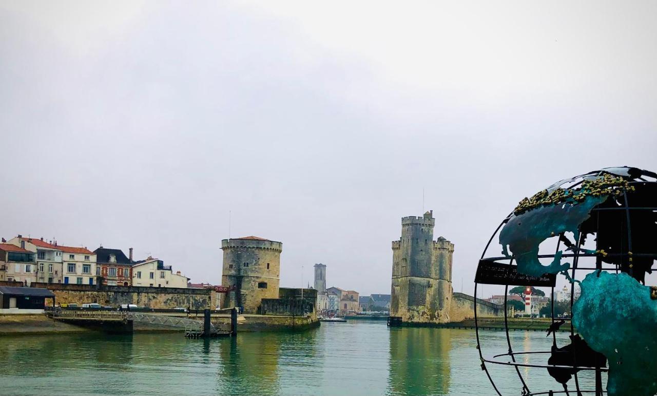 Nuit Insolite Sur Un Voilier Au Coeur De La Rochelle La Rochelle  Eksteriør bilde