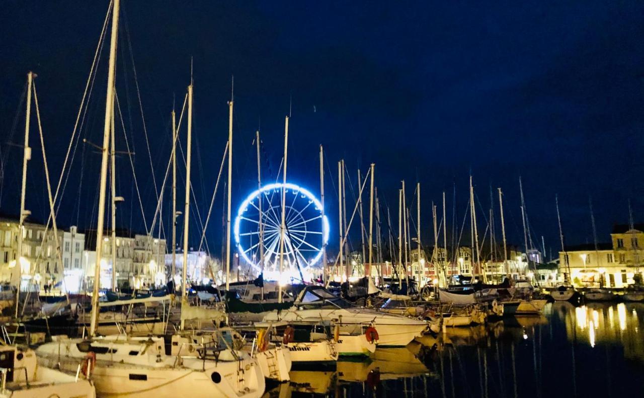 Nuit Insolite Sur Un Voilier Au Coeur De La Rochelle La Rochelle  Eksteriør bilde