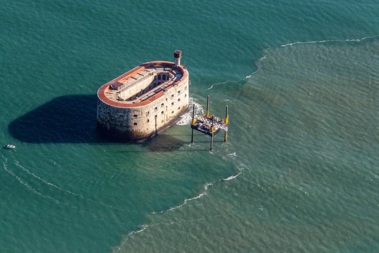 Nuit Insolite Sur Un Voilier Au Coeur De La Rochelle La Rochelle  Eksteriør bilde